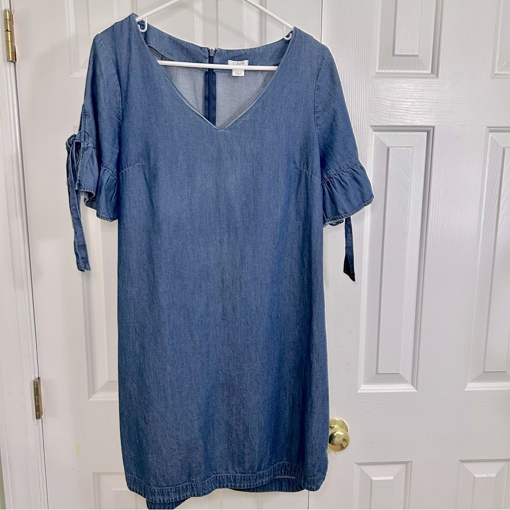 J. Crew Factory Indigo Denim Chambray Ruffle Detail V-Neck Dress Size Medium